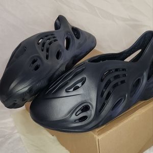 Adidas Yeezy Foam Runner Mineral Blue Men's Size 9